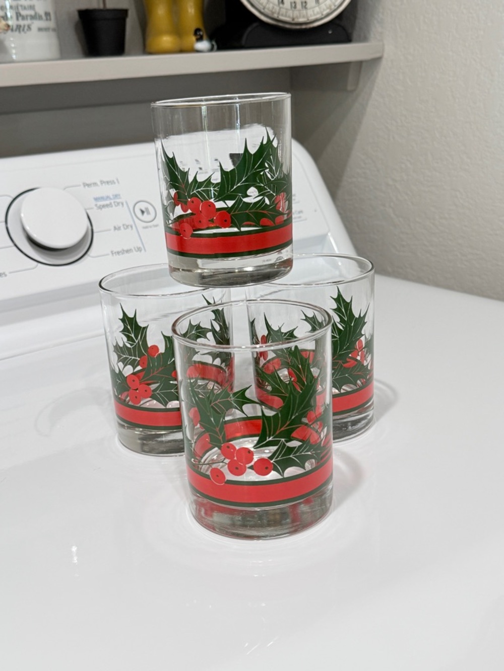 Vintage Libbey Holiday Holly & Berries Glass Tumblers set of 4 - Picture 16 of 17